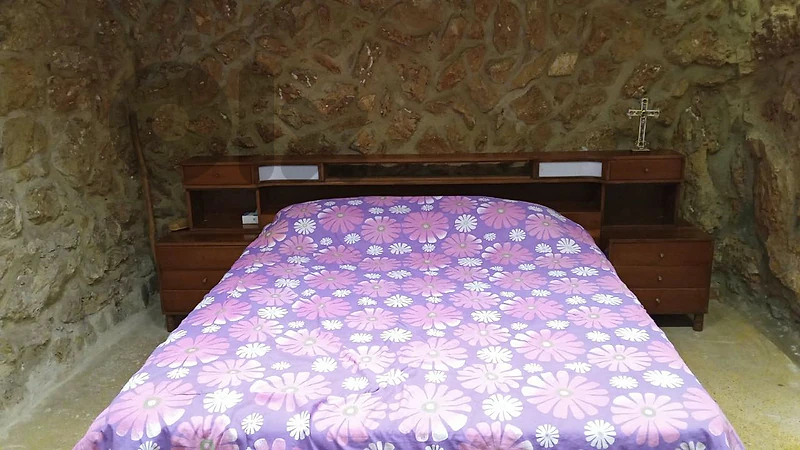 bed used like new