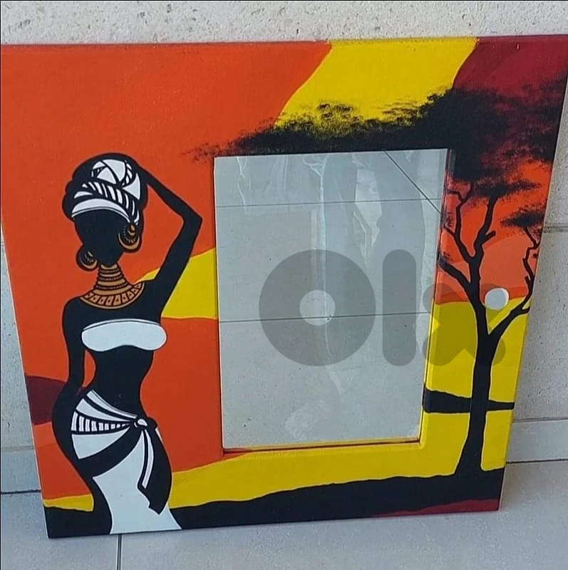 Mirror & paintings