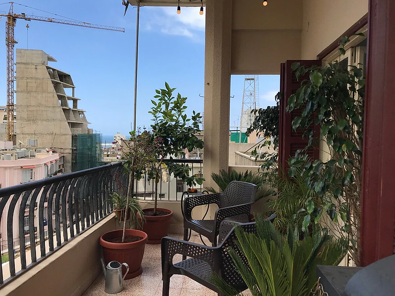 Sunny 3-Bedroom Sea-View Apartment with Terrace, Mar Mikhael