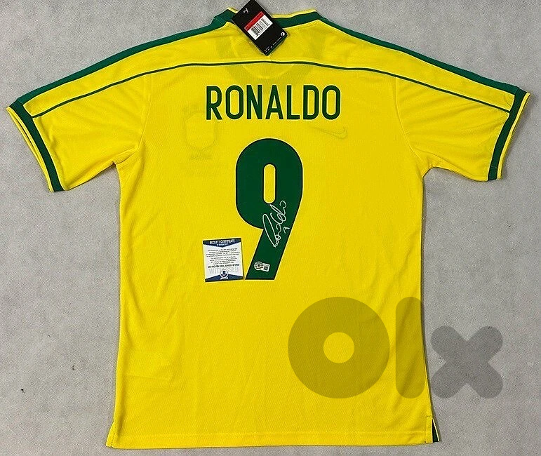 RONALDO NAZARIO R9 Brazil Hand Signed Jersey 1998 World Cup
