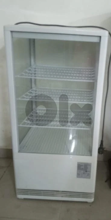 Small Glass-Door Display Cooler