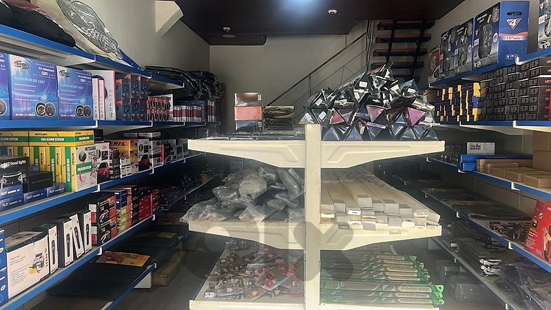 Shop for Sale in Wata El Msaytbeh محل 83م للبيع في وطى المصيطبة