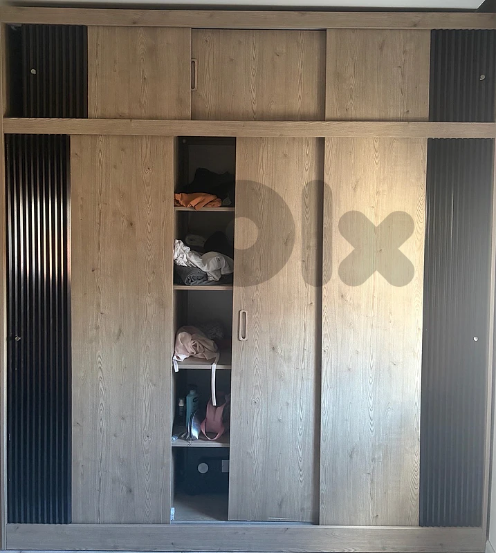 wardrobe/خزانة