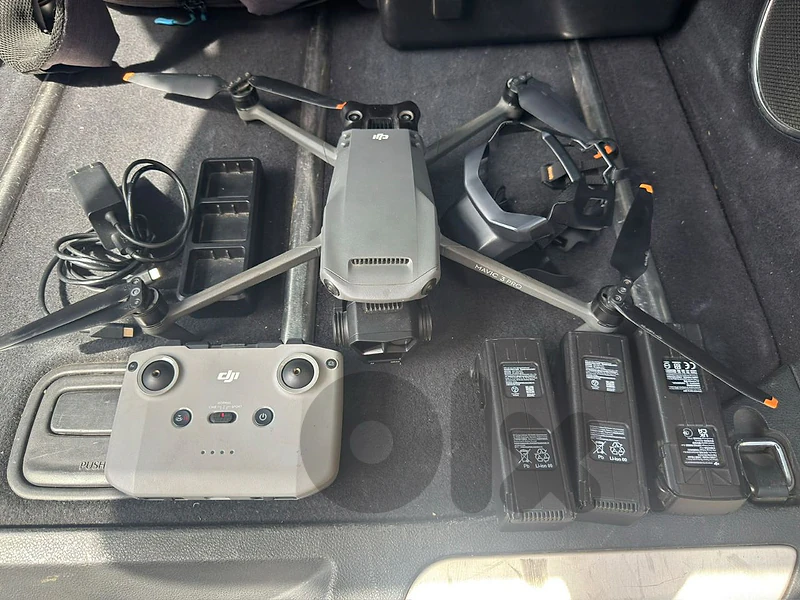 dji mavic 3pro combo