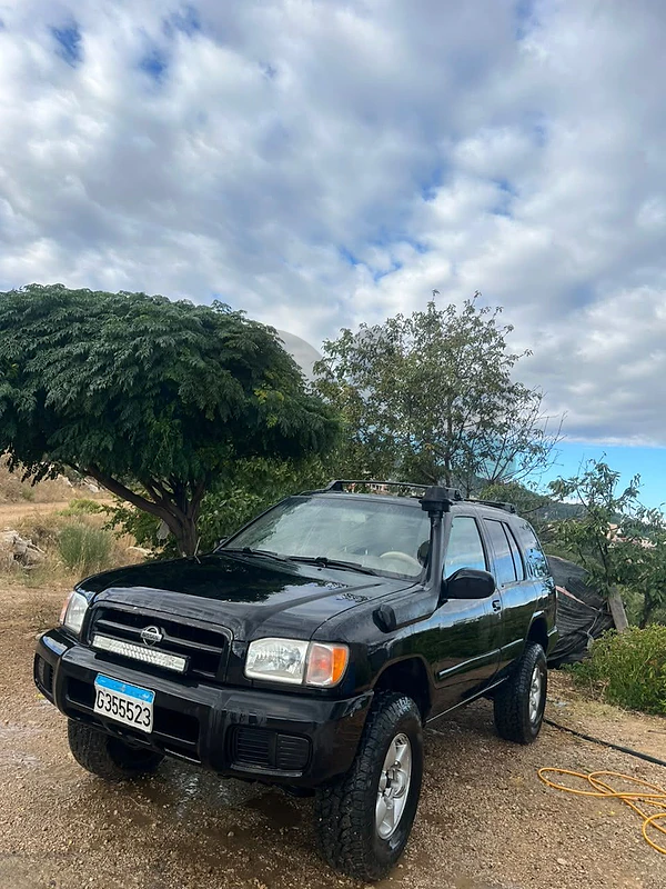 نيسان باثفايندر 2000 بسفندير