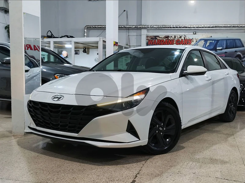 2022 HYUNDAI ELANTRA SEL (LOW MILEAGE)