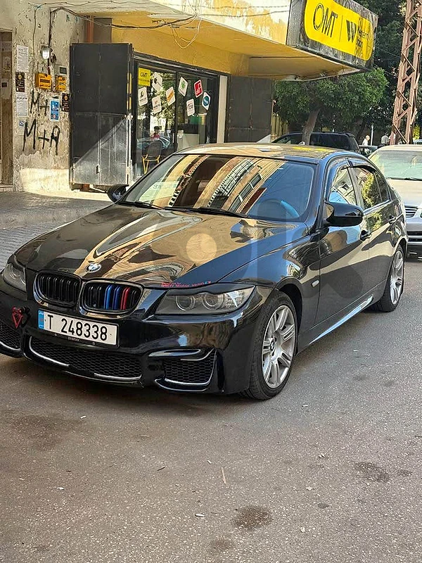 BMW E90 328 2011