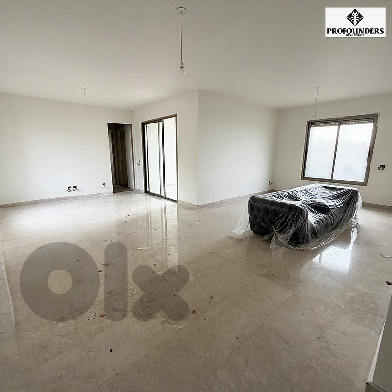 Apartment for sale in Qornet El Hamra شقة للبيع في قرنة الحمرا