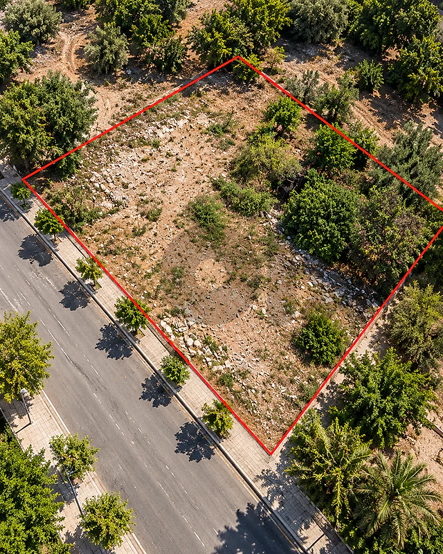 LAND IN RAS EL NABEH - MHAMAD EL HOUT STREET | RN-204 I.T