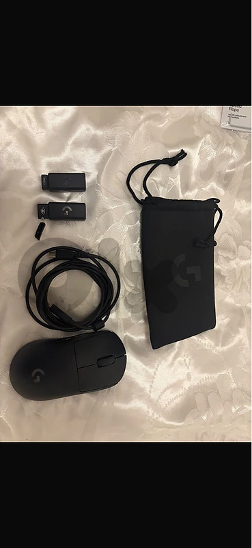 Logitech g-pro x superlight 2 gaming mouse