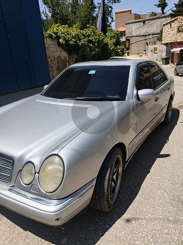 مرسيدس بنز 240/260/280 1996 سياره