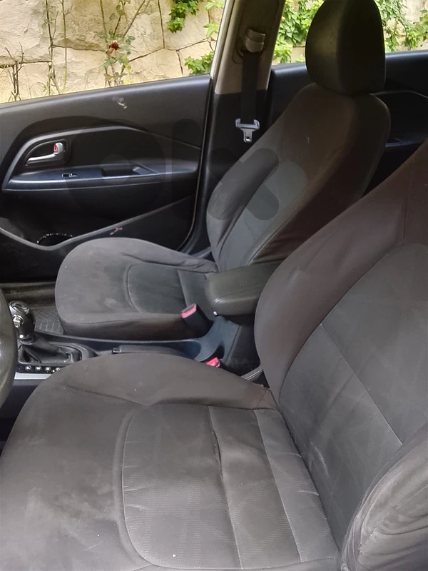 Kia Rio 2016 18