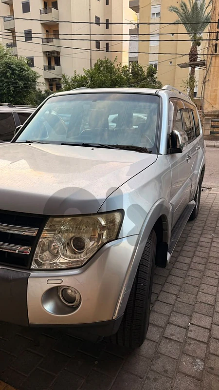 Mitsubishi Pajero 2009 3.0 L