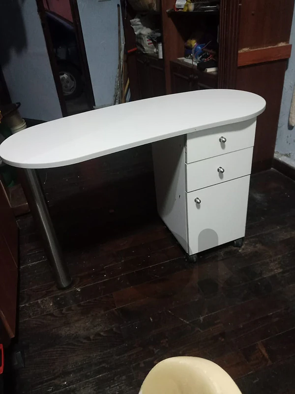 White Manicure Table with Storage Drawers – Nail Salon Workstation