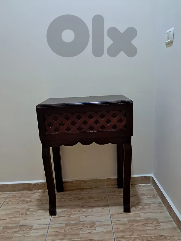 Solid Wood Oriental Console Table / طاولة كونسول خشب شرقي ماسيف