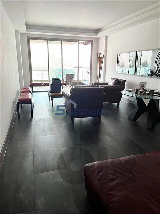 Furnished Apartment For Rent In Achrafieh / شقة للإيجار في الأشرفية