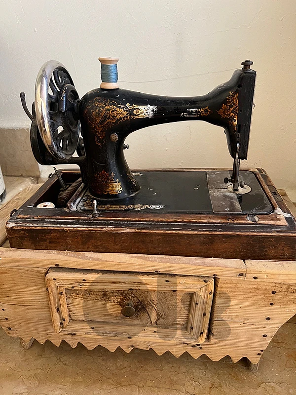 singer sewing machine الة خياطة