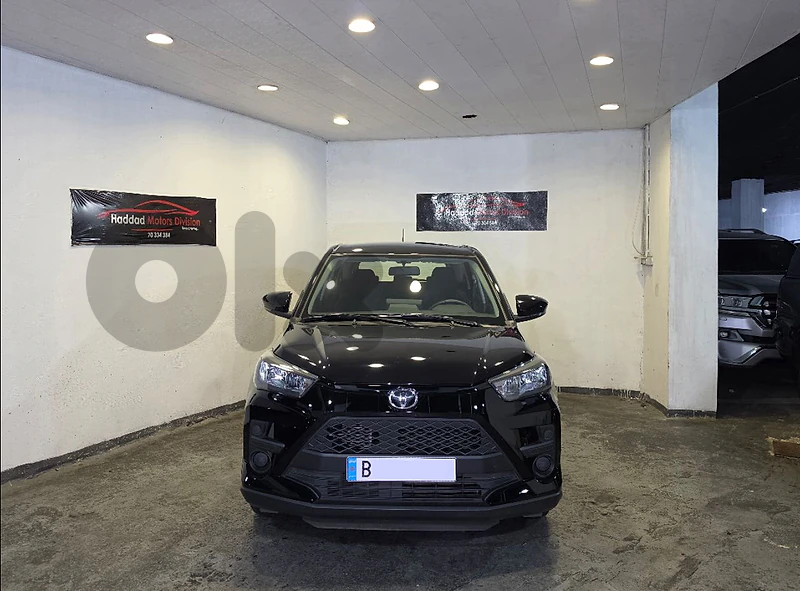2025 Toyota Raize Black/Black 20,000 Km Company Warranty Till 9/2028!