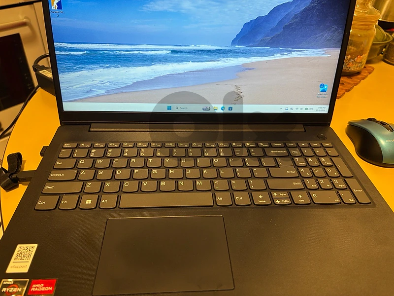 Lenovo V15 G4  used many months