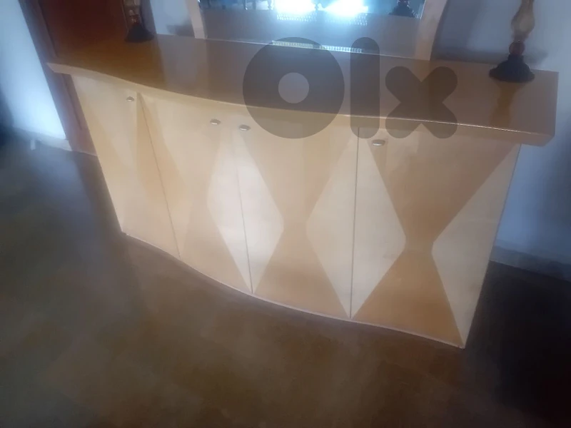 sideboard with mirror Italy