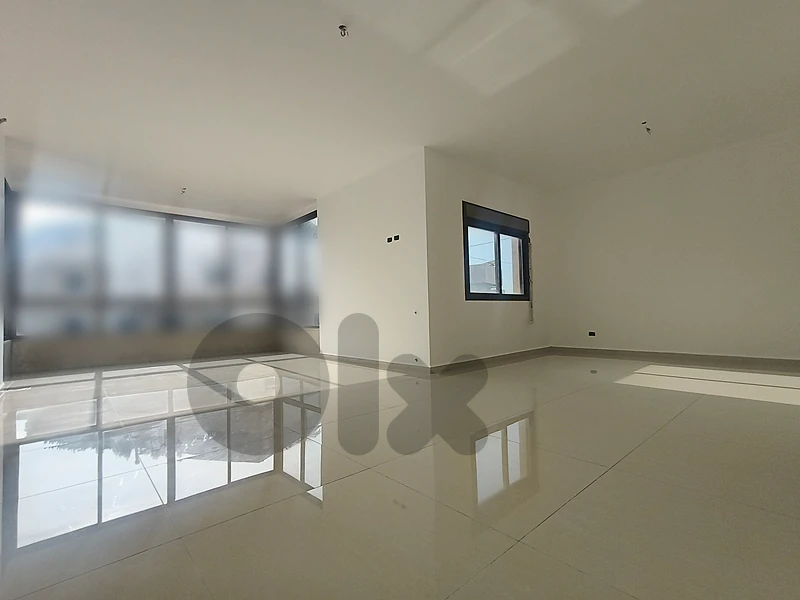 RWK275MF - Apartment for sale in Adonis in a prime location