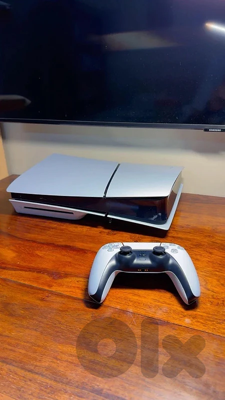 PS5 Slim like new