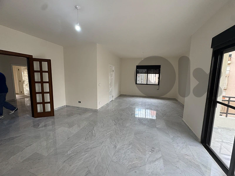 GM727RAJ Apartment for sale in Jdeideh -  شقة للبيع في الجديدة