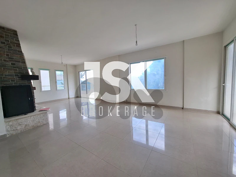 L22869 Unfurnished Apartment With Garden For Sale in Ghazir