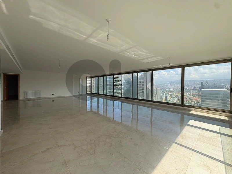 400 sqm Luxury Apartment for Sale in Clemenceau – 18th Floor