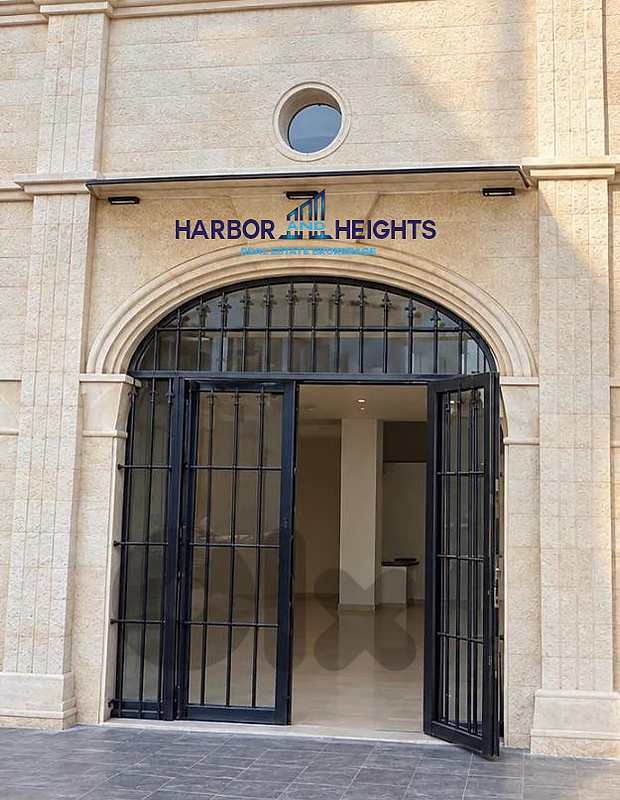 Shop for Rent in Jbeil Voie 13 - محل للإيجار في جبيل