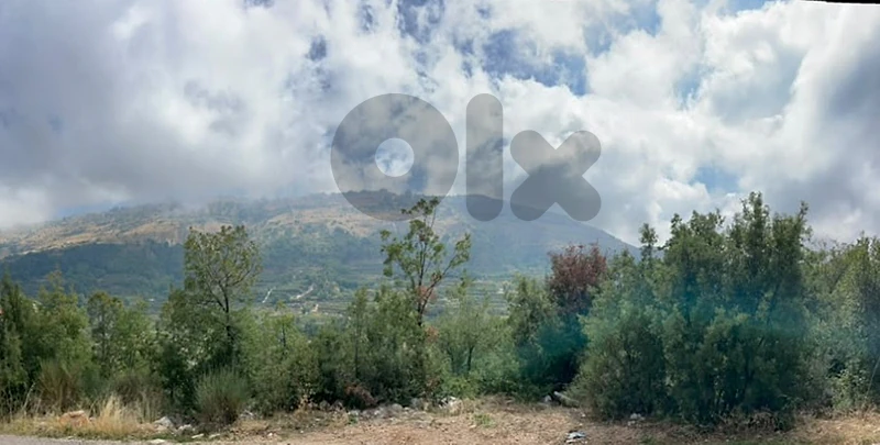 Land for sale in Kfardebian/close to Faqraأرض للبيع في كفرذبيان