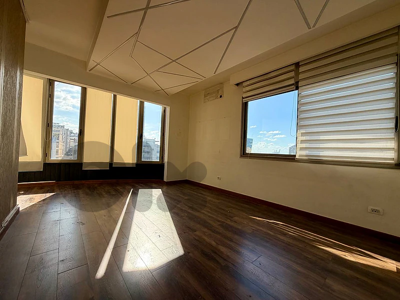 Office for Rent | Zalka Highway | مكتب للاجار | زلقا | REF: RGMR699