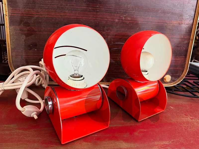 space age lamp per piece
