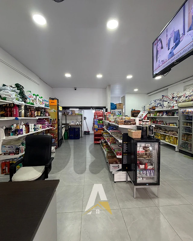 60 SQM Ready To Run Business Shop In Mansourieh
