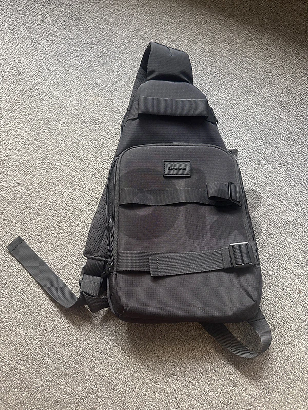 samsonite cross bag