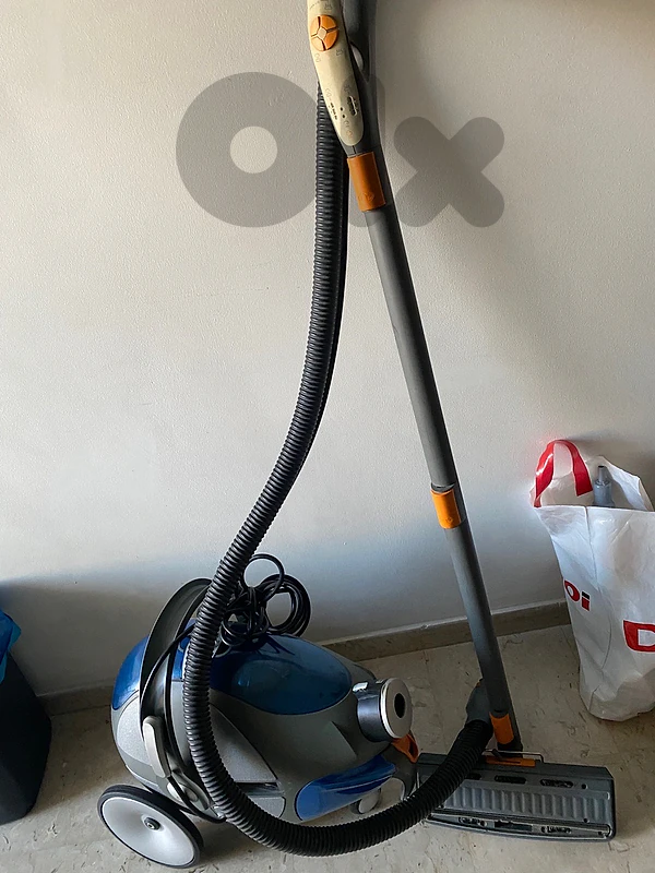 shampouineuse Gioel G400B vacuum cleaner and shampoo/steam cleaning