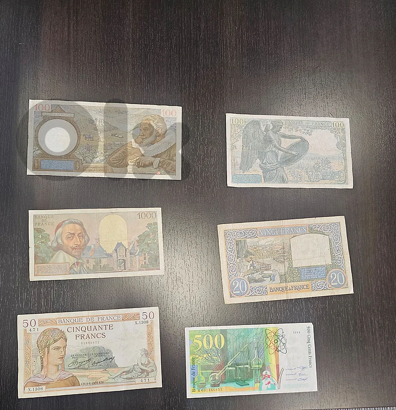 banknotes