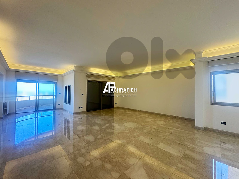 Apartment For Sale in Achrafieh - شقة للبيع في الأشرفية