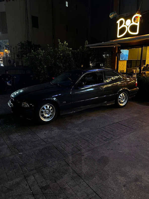 BMW 3-Series 1992 e36 325