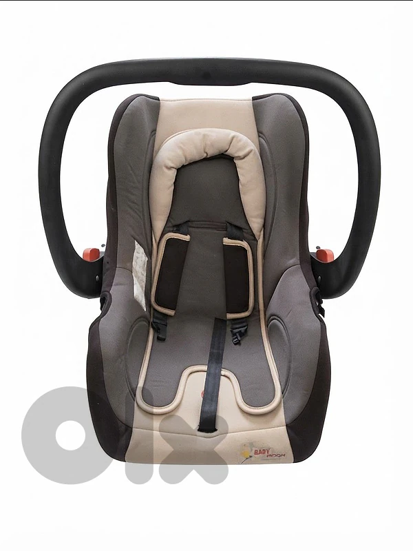 Baby moon brand ( car seat )