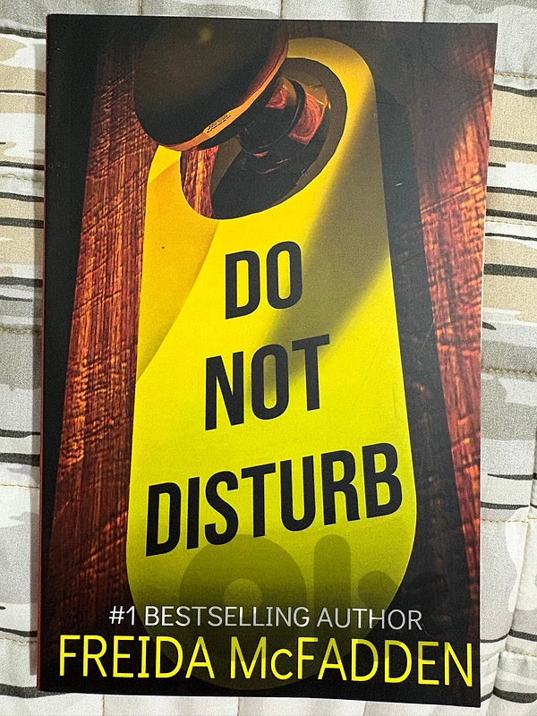 Do not disturb by Frieda Mcfadden