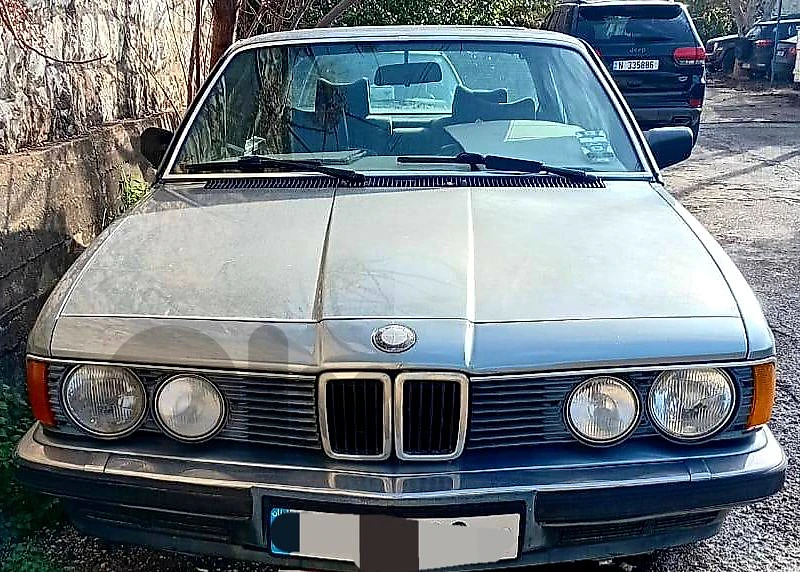 BMW 7-Series 1986 732