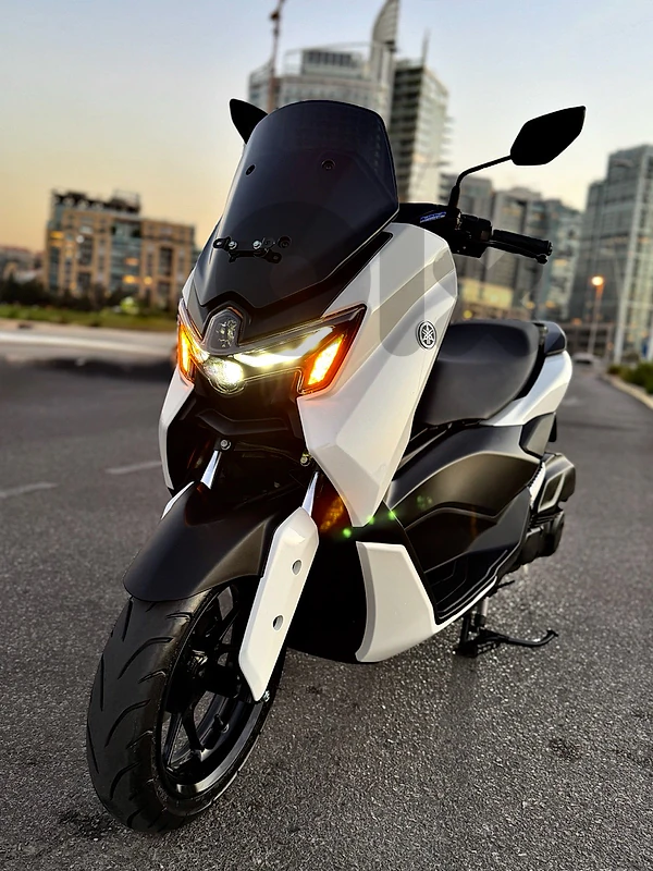 yamaha nmax 155cc 2026 only 1700 km