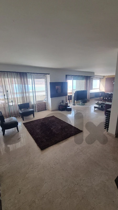 | Bkennaya | 300 Sqm | Prime Location |  Bedrooms | 370k| Hot Deal