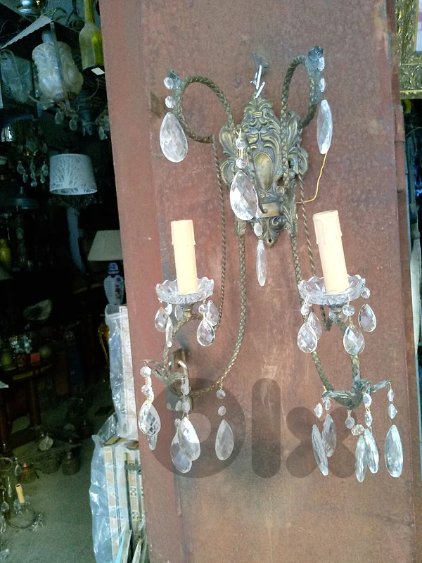 أبليك جوز نحاس و كريستال قياس كبير روعة النتيك