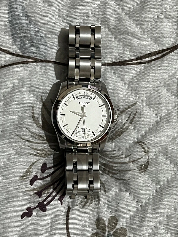 Tissot Couturier Silver Stainless-Steel Automatic Men's 39mm