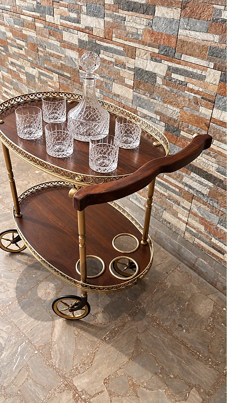 trolley bar