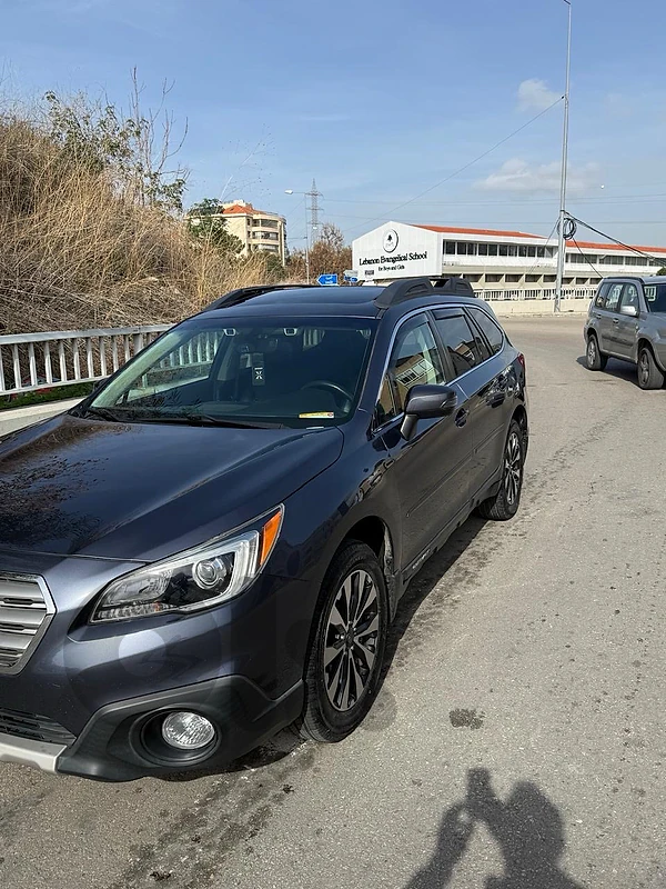 Subaru Outback 2017 super clean car in mint condition