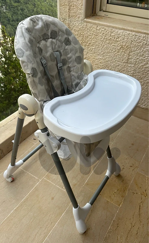 Highchair for babies (boys and girls)