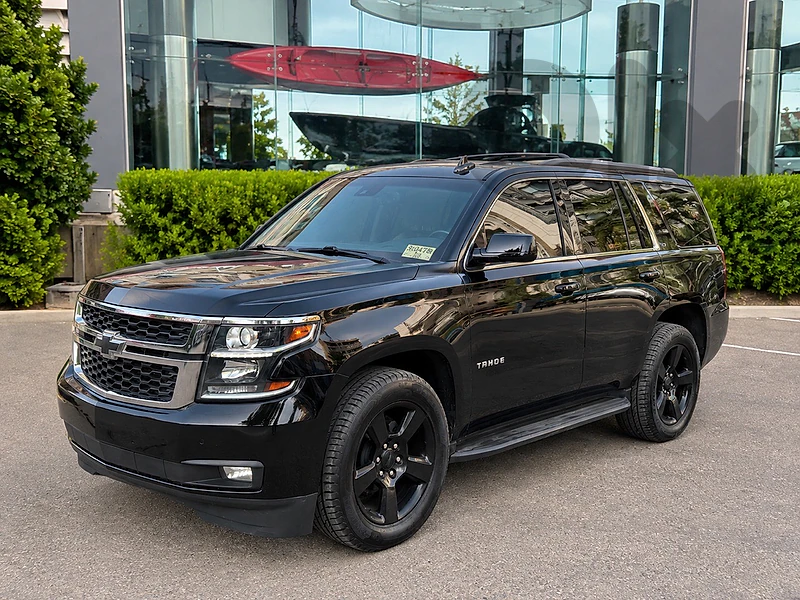 Chevrolet Tahoe 2017 4wd 5.3 LT  clean carfax